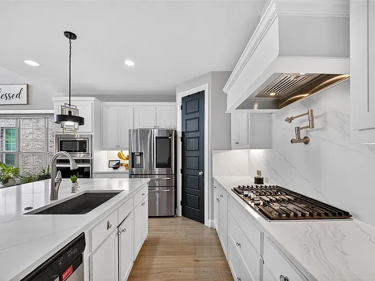 8700 Fairway Ln — Photo 14