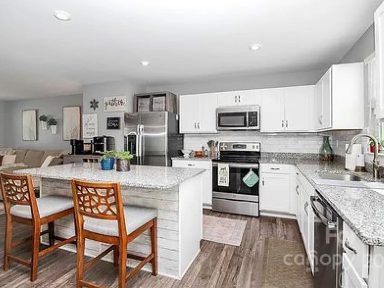 5316 Merwyn Ave — Photo 13