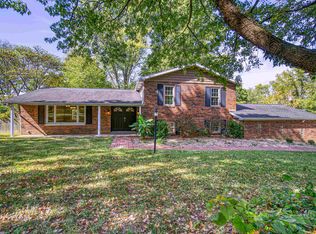 8320 N Saint Joseph Ave, Evansville, IN 47720