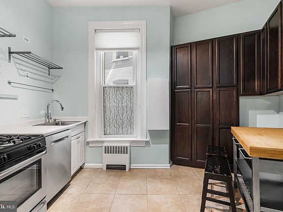 3rd image of 1300 Massachusetts Ave NW APT 104