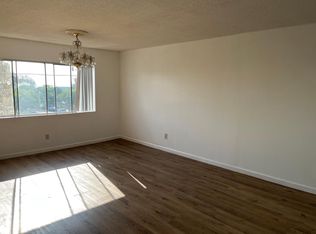 304 N Western Ave APT 10, San Pedro, CA 90732