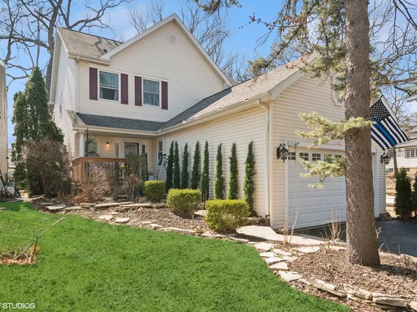 21315 W Pepper Dr, Lake Zurich, IL 60047