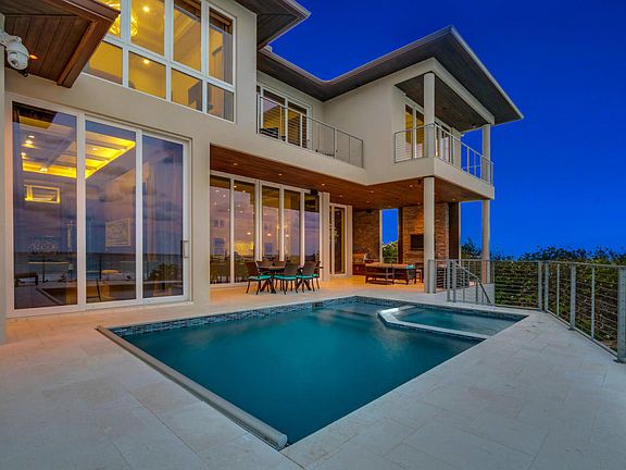 8104 S Ocean Dr NIGHT BACK OF HOUSE