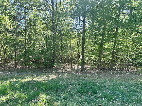 2nd image of 100 Rolling Acres Ln