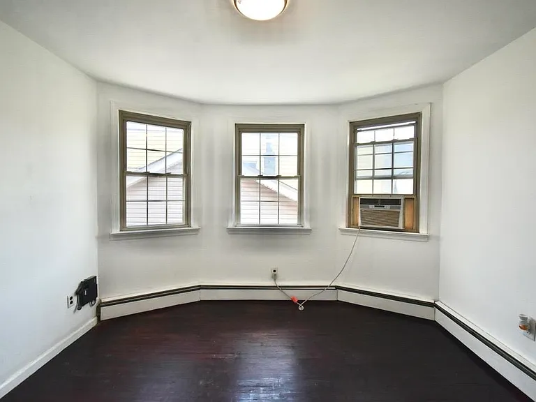 196 W 52nd St #2 — Photo 5
