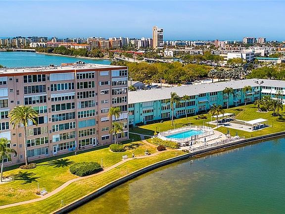 3rd image of 1847 Shore Dr S APT 615