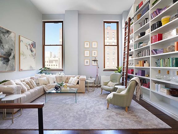 2nd image of 305 2nd Ave APT 515