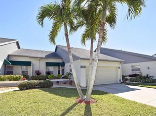 202 McGregor Park Cir, Fort Myers, FL 33908
