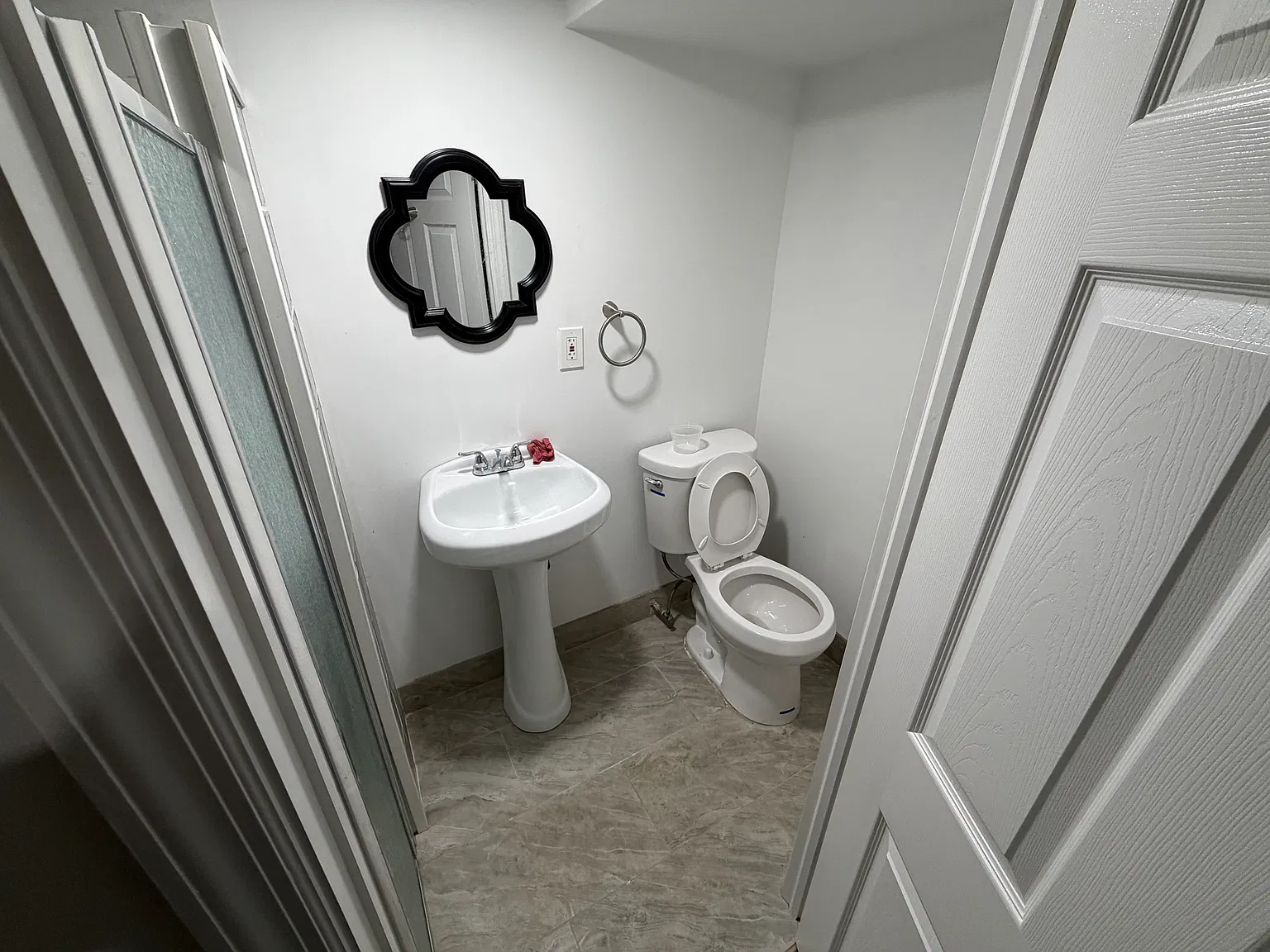 1 bed, 1.5 bath, 500 sqft, $1,500 — Photo 1