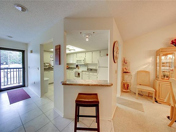4th image of 525 Barcelona Ave APT 206