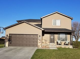 1305 Ridge Rd, Hickman, NE 68372