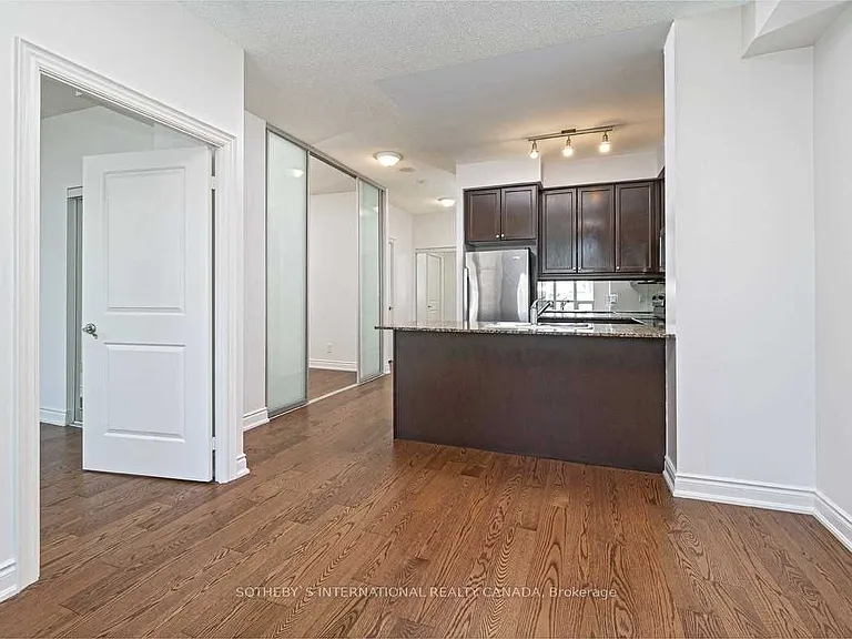 10 Bloorview Pl #920 — Photo 14