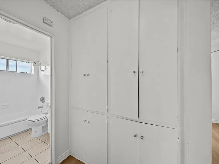 8371 Northgate Ave #16 — Photo 10