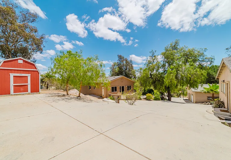 14764 Fruitvale Rd — Photo 23