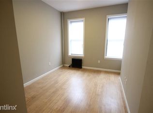 390 Bleecker St, Brooklyn, NY 11237