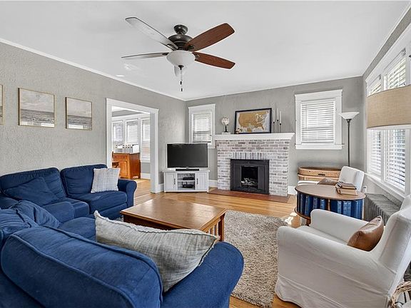 5th image of 43 Longwood Ave