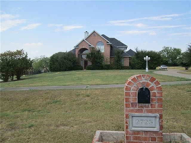 1st image of 2725 Lake Cv