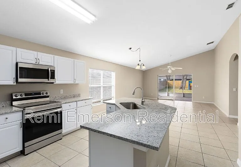 3010 Buck Hill Pl — Photo 5