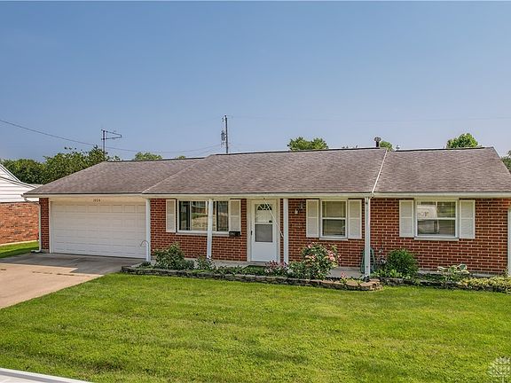 2nd image of 1024 Nutmeg Sq S