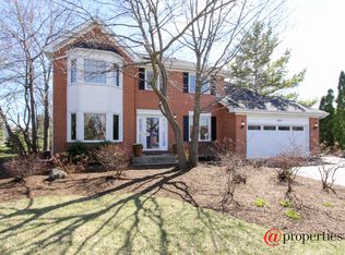 297 Waterford Dr, Lake Zurich, IL 60047