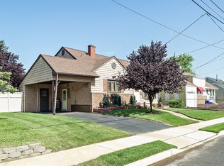 17 Heckelmann St, Union Beach, NJ 07735