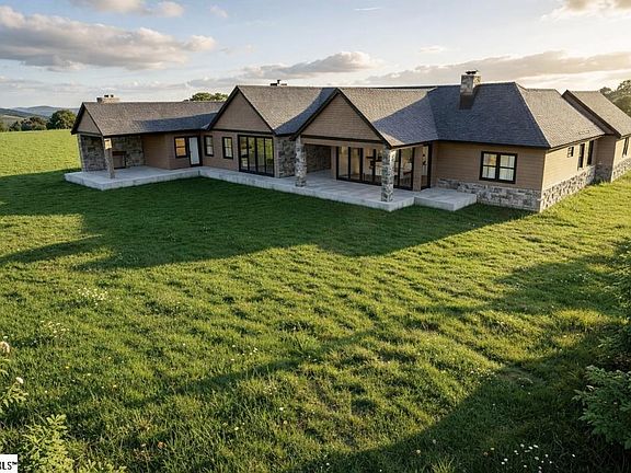 2nd image of 99 The Cliffs Pkwy