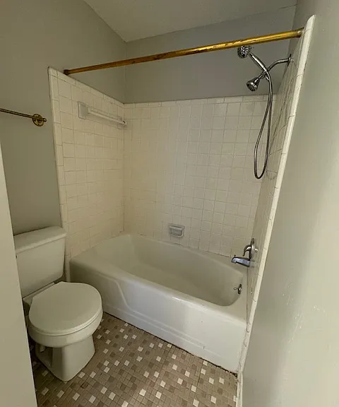2259 Robin Lyn Ct — Photo 13