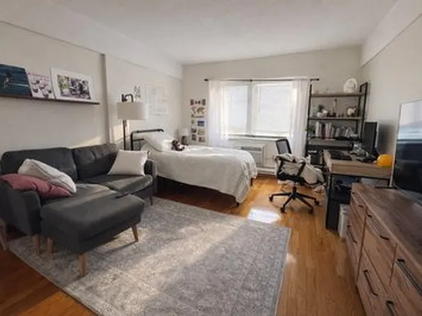 1128 Commonwealth Ave, Allston, MA