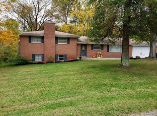 5612 Pleasant View Dr, Milford, OH 45150
