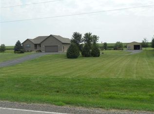 8383 W Ridgeway Ave, Cedar Falls, IA 50613