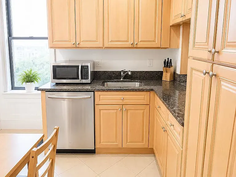 106 W 69th St #8D — Photo 7