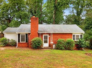 7 Brookforest Dr, Greenville, SC 29605