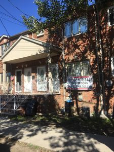 109-27 155 Street, queens, NY, 11433