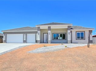 2150 S Manzanita Dr, Pahrump, NV 89048