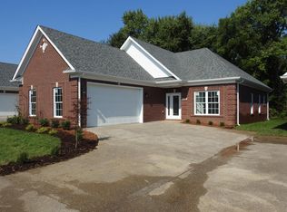 7106 Brett Frazier Dr, Louisville, KY 40291