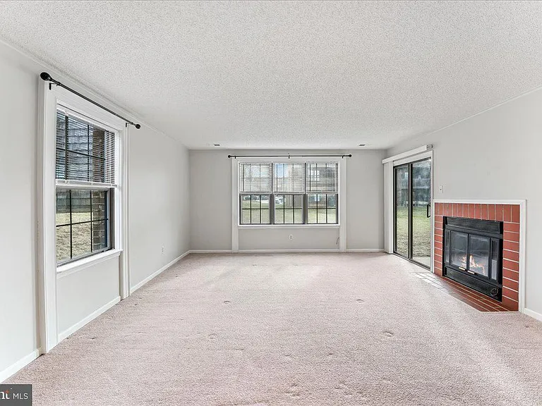 44 Witherspoon Ct #137 — Photo 9