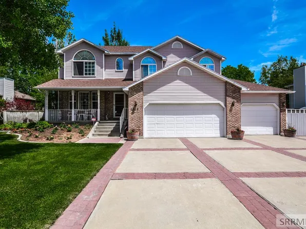 2729 Desert Dr, Idaho Falls, ID 83404