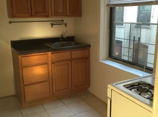 2814 Crescent St, Astoria, NY 11102