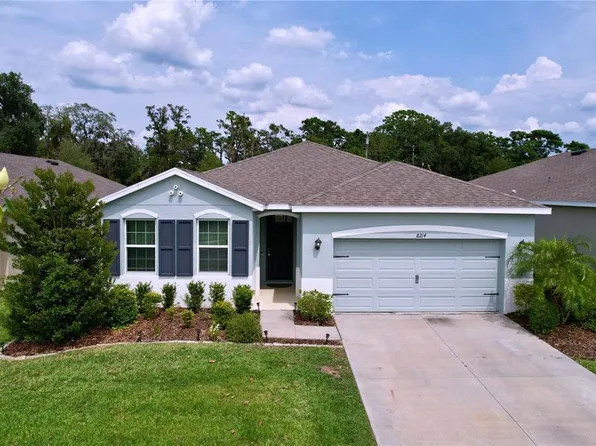 8214 Wheat Stone Dr, Zephyrhills, FL 33540