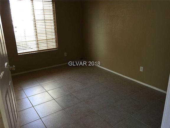5th image of 2319 Island Dreams Ave
