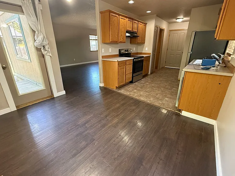 16430 Cassidy Ct — Photo 8