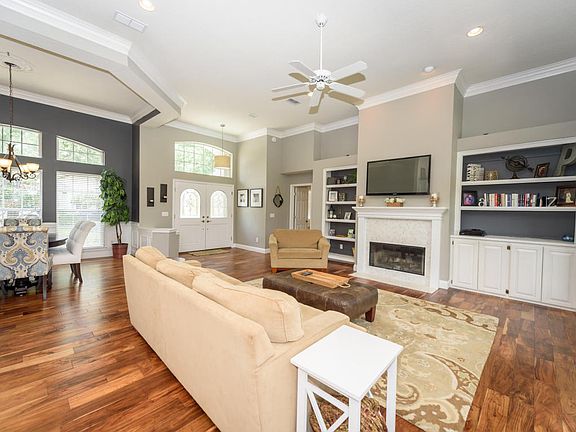 5th image of 12839 Quailbrook Dr
