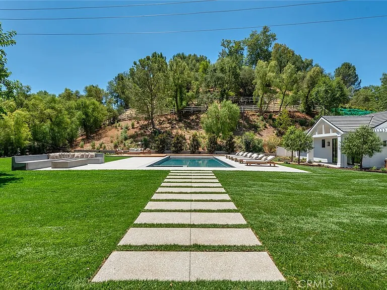 24044 Long Valley Rd — Photo 46