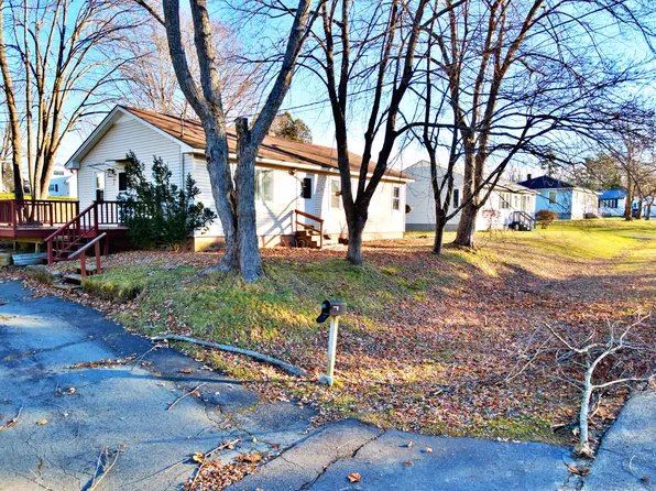 14 Bizier Street, Winslow, ME 04901