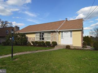 17 Kings Blvd, Shillington, PA 19607