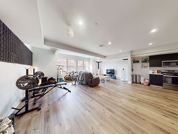 5th image of 1909 N 7th St Floor 3