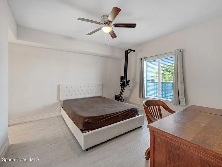 1825 Riverside Dr #204 — Photo 13
