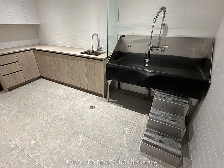 3100 Keele St #1202 — Photo 30