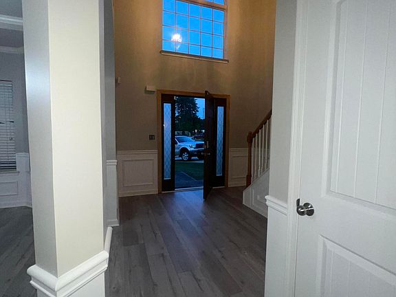3rd image of 2308 Trinity Cir