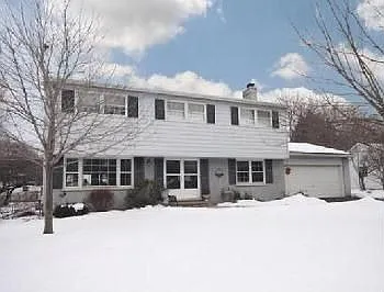 25W646 Durfee Rd photo 1